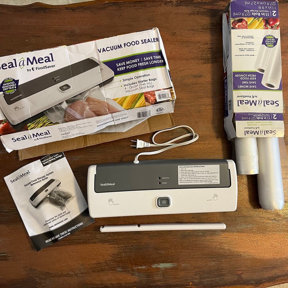 FoodSaver Seal-a-Meal Vacuum Food Sealer w/ Starter Bags